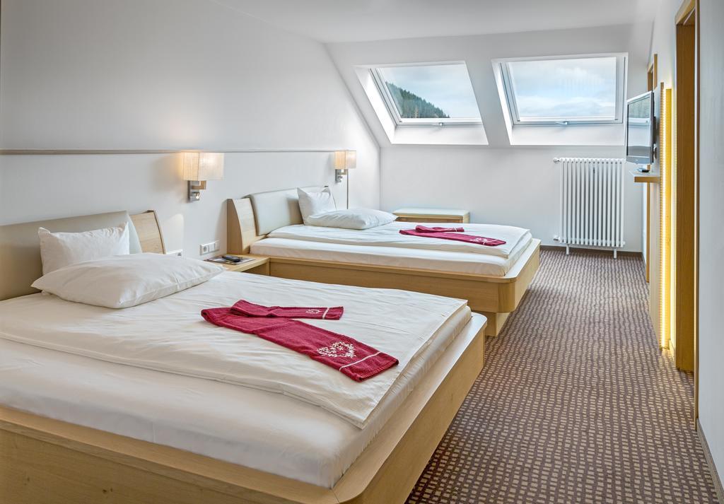 Brugger'S Hotelpark Am See 티티제-노이슈타트 외부 사진